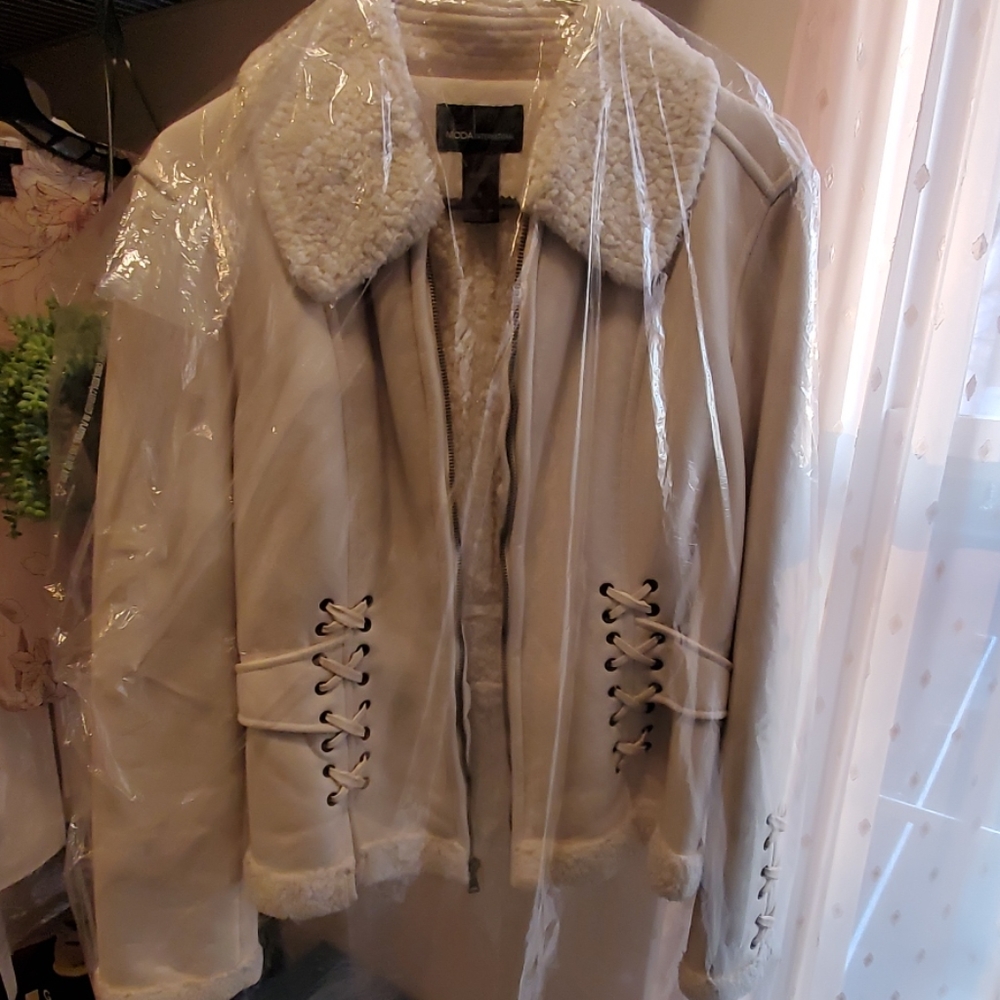 S faux shearling cream jacket